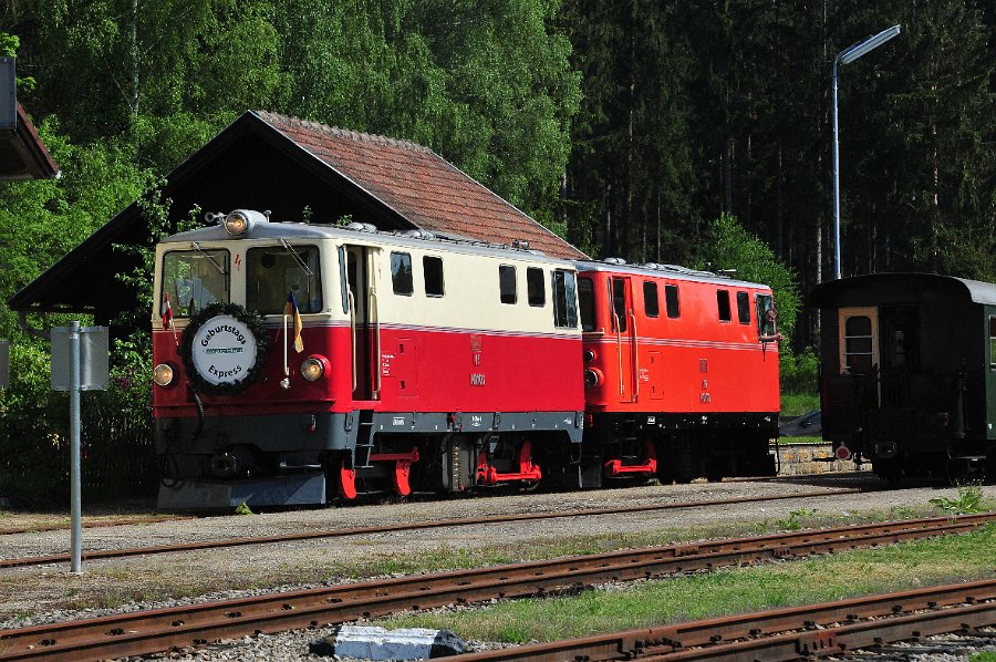 NÖVOG V5 und V12 Doppeltraktion 19